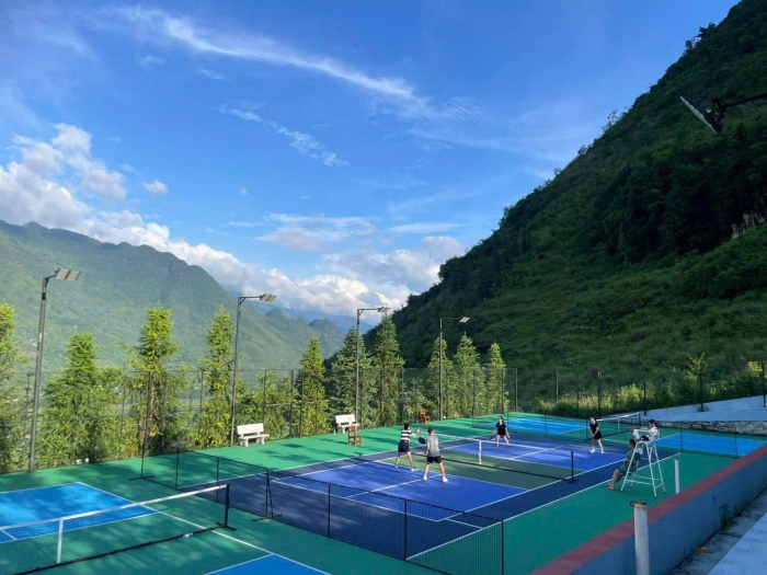DU LỊCH NGHỈ DƯỠNG KẾT HỢP PICKLEBALL – XU HƯỚNG MỚI GẦN HÀ NỘI
